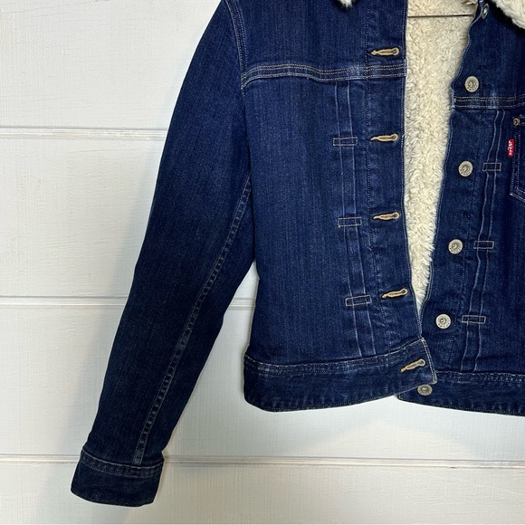 Levi's Women’s Original Sherpa Trucker Jacket Denim Size Medium - Picture 6 of 14